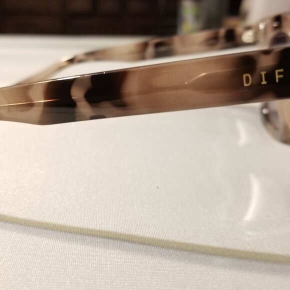 Diff Grey Tortoiseshell Sunglasses w/Purple Lenses - Picture 10 of 10